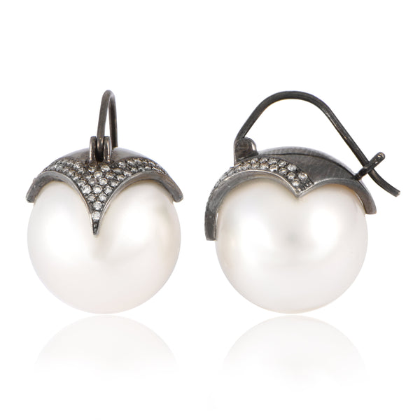 Armor Pearl Earrings